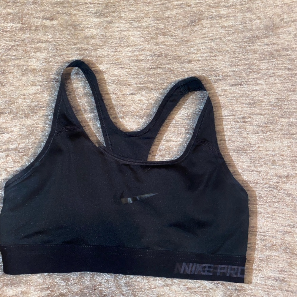 girls nike sports bra